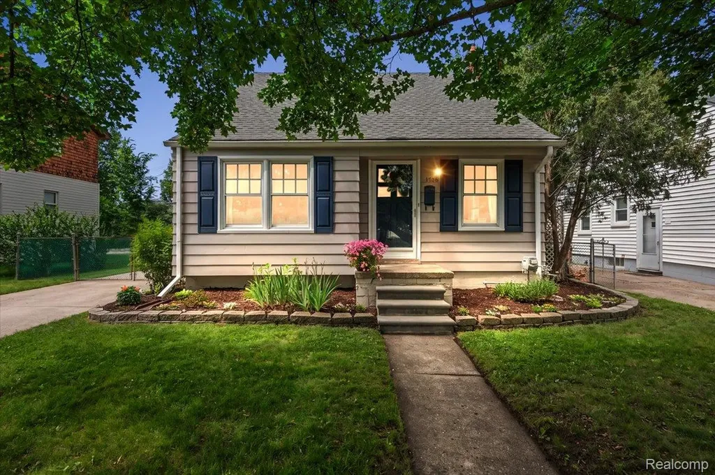 1706 Princeton Road Berkley City MI 48072
