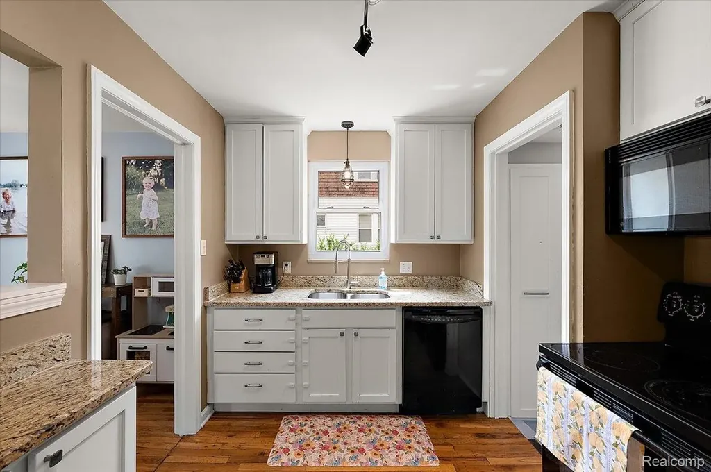 1706 Princeton Road Berkley City MI 48072