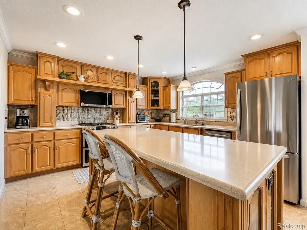 29703 Vinewood Lane Gibraltar City MI 48173