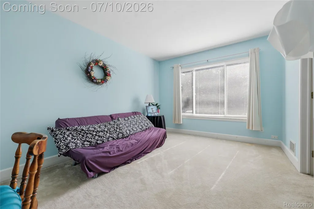 42377 Lochmoor Street Clinton Charter Township MI 48038