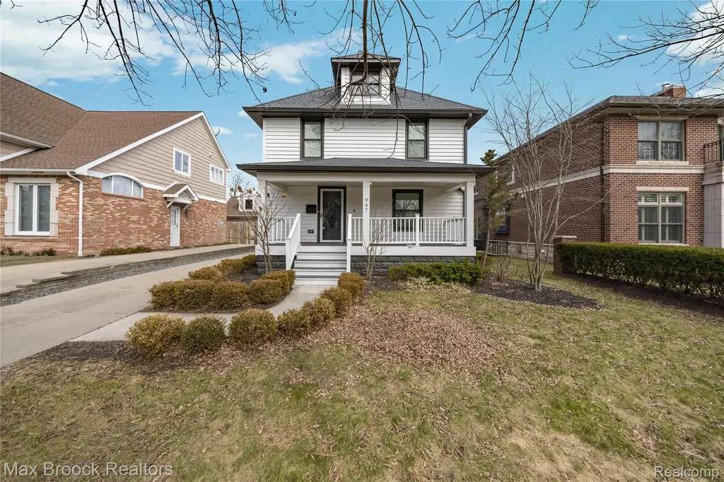 967 Ann Street Birmingham City MI 48009