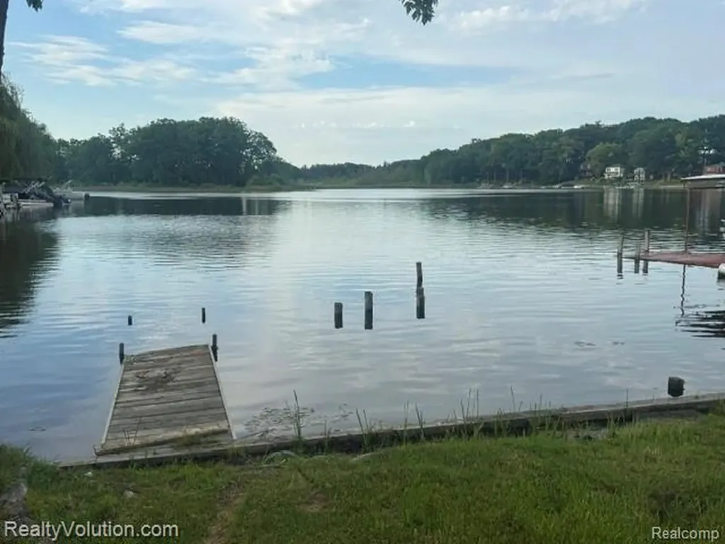 4765 Northway Drive Attica Township MI 48412