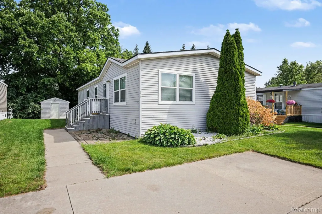 2700 Shimmons Road Auburn Hills City MI 48326