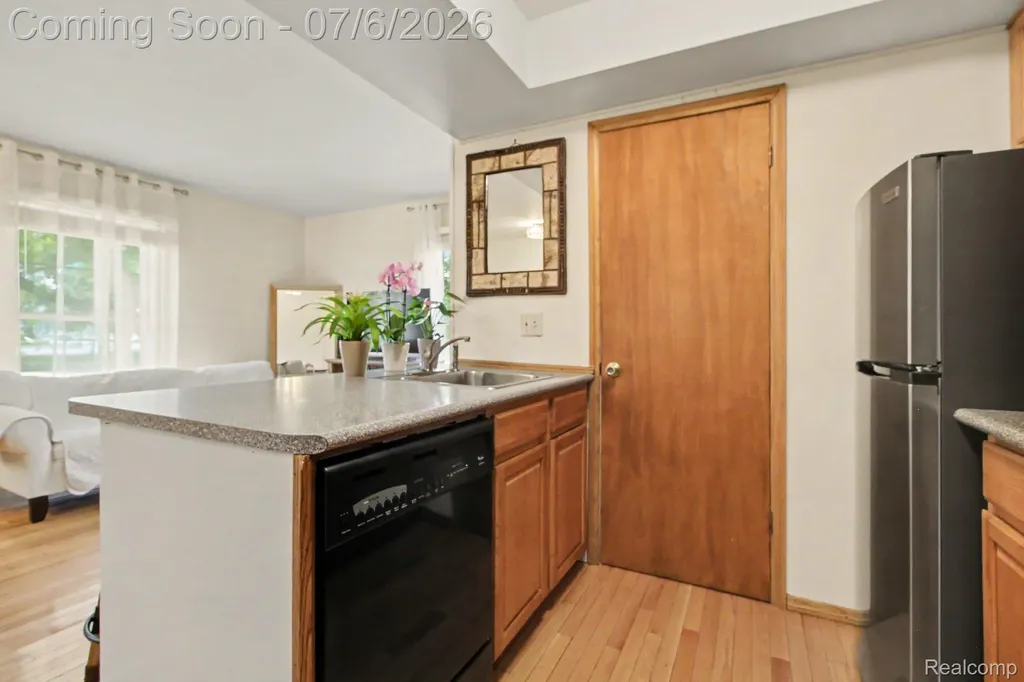 28427 Longmeadow Lane Brownstown Charter Township MI 48183