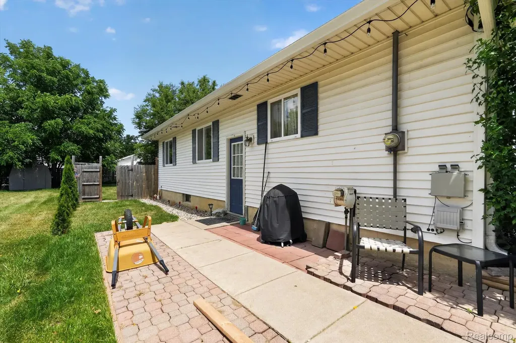721 Jerome Avenue Owosso City MI 48867