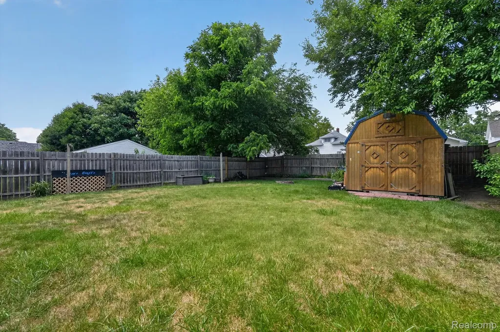 721 Jerome Avenue Owosso City MI 48867