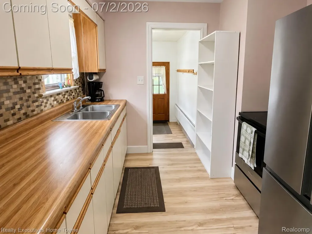 6621 Bunker Road Burtchville Township MI 48059