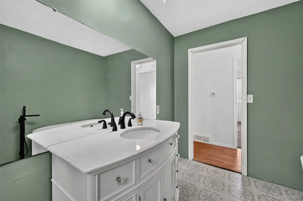 5457 Reid Road Mundy Township MI 48473