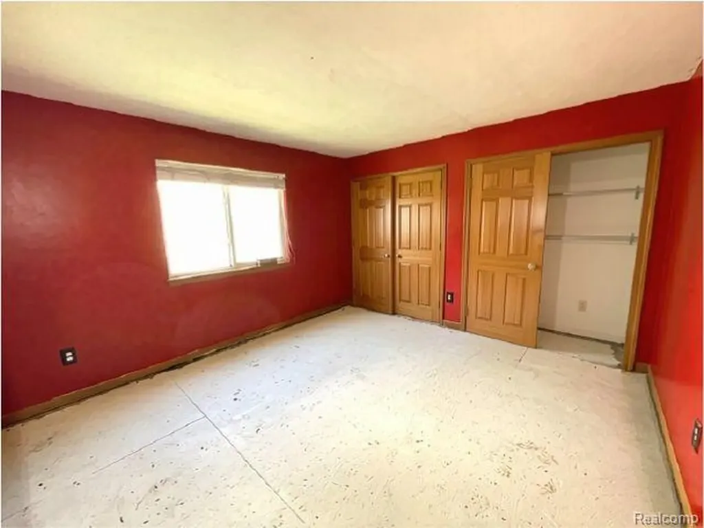 1754 Tulip Lane Westland City MI 48186