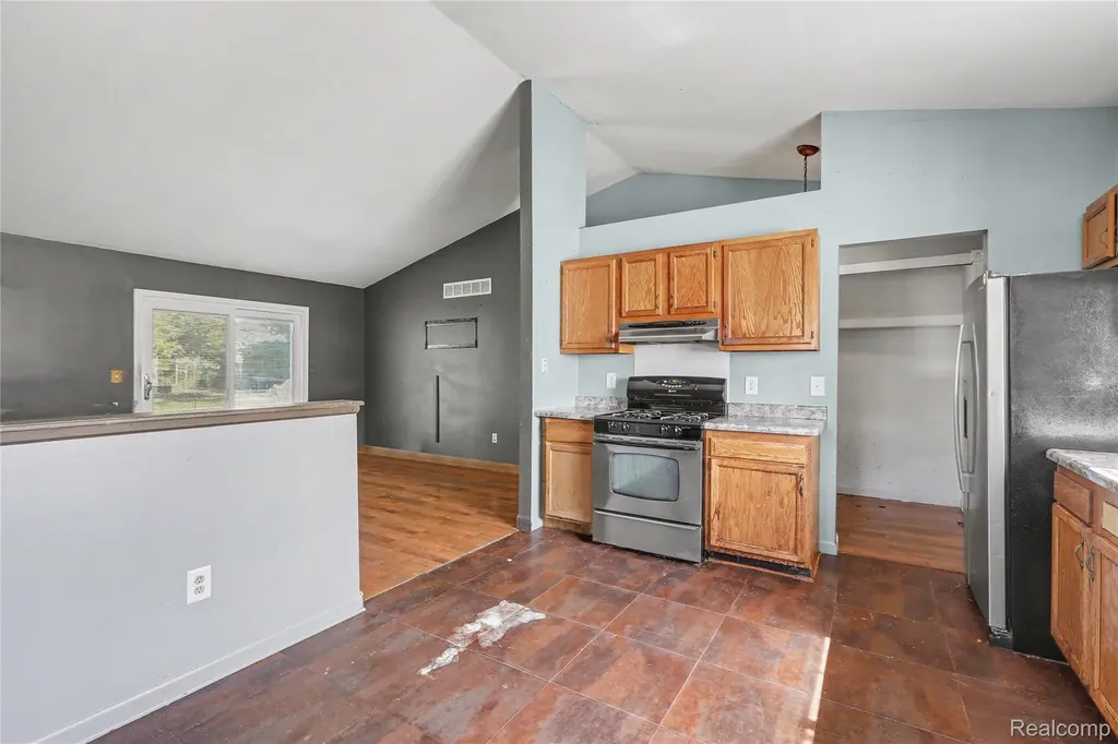 1754 Tulip Lane Westland City MI 48186