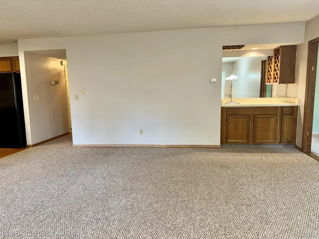 5096 Harbor Oak Drive Waterford Charter Township MI 48329