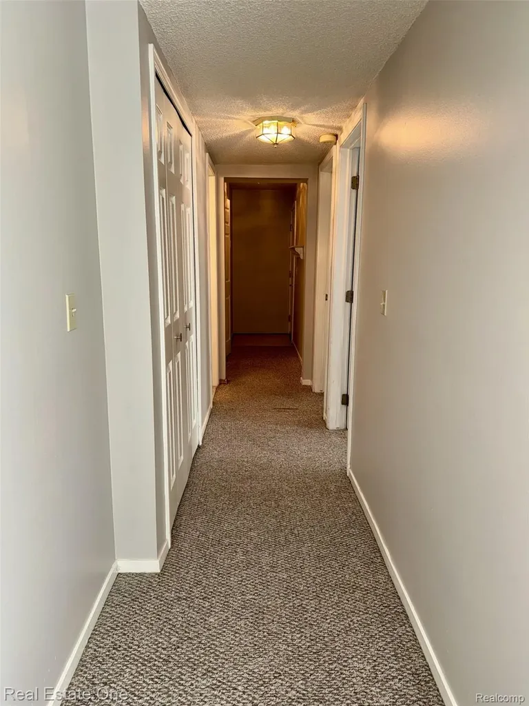 5096 Harbor Oak Drive Waterford Charter Township MI 48329