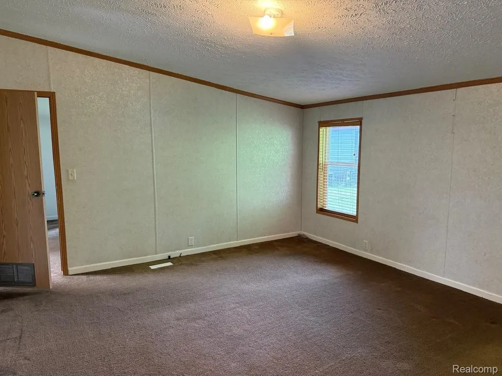 1994 Lovell Court Milford Charter Township MI 48381