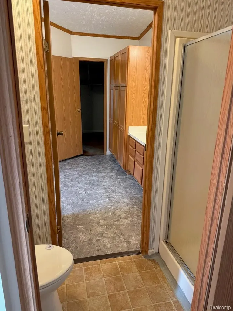 1994 Lovell Court Milford Charter Township MI 48381
