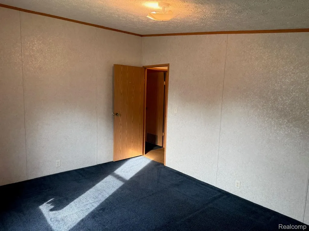 1994 Lovell Court Milford Charter Township MI 48381