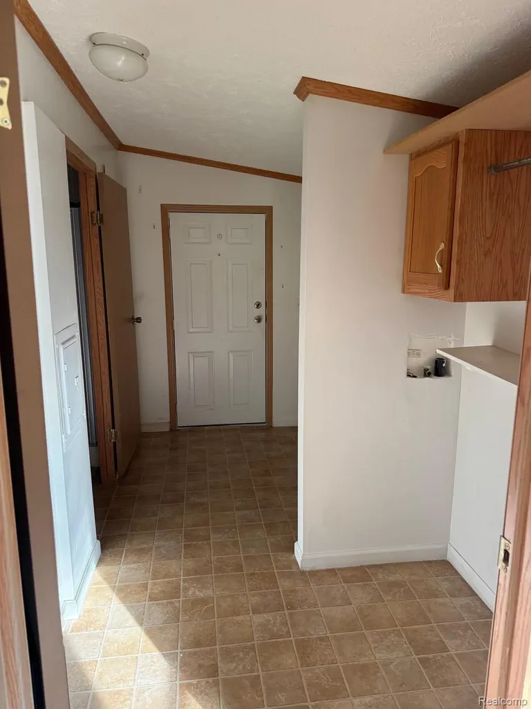 1994 Lovell Court Milford Charter Township MI 48381