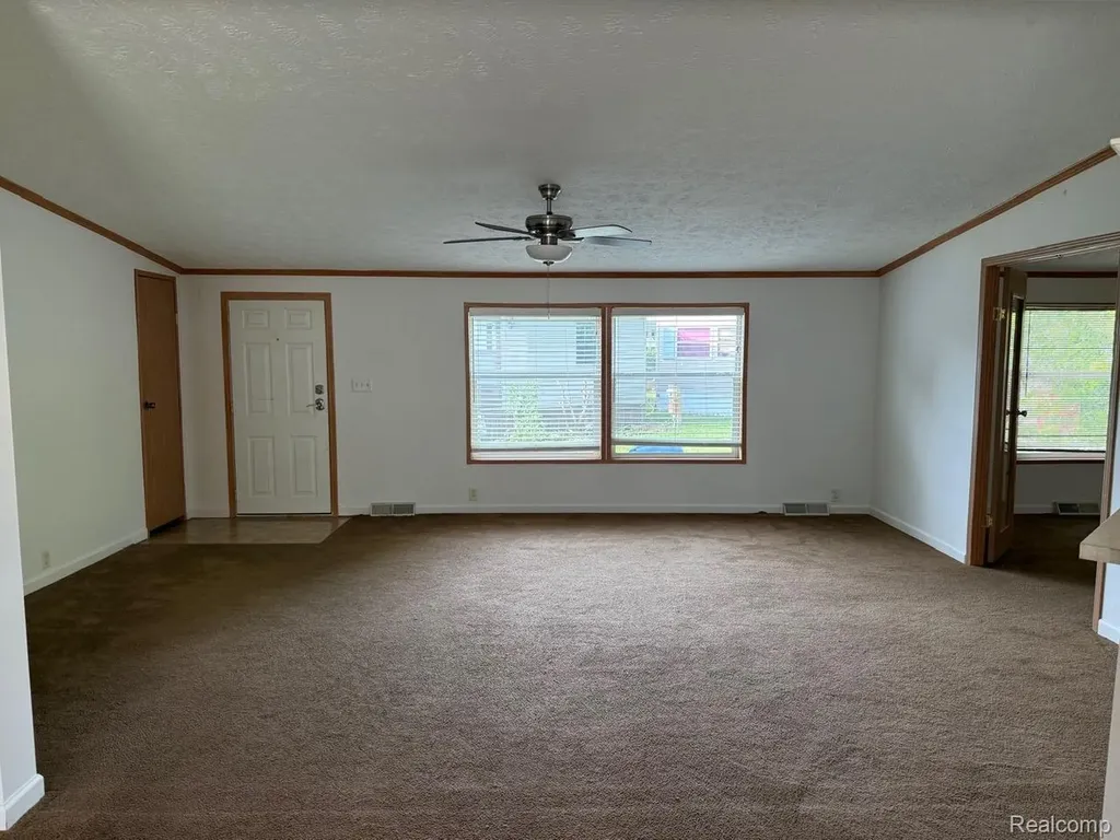 1994 Lovell Court Milford Charter Township MI 48381