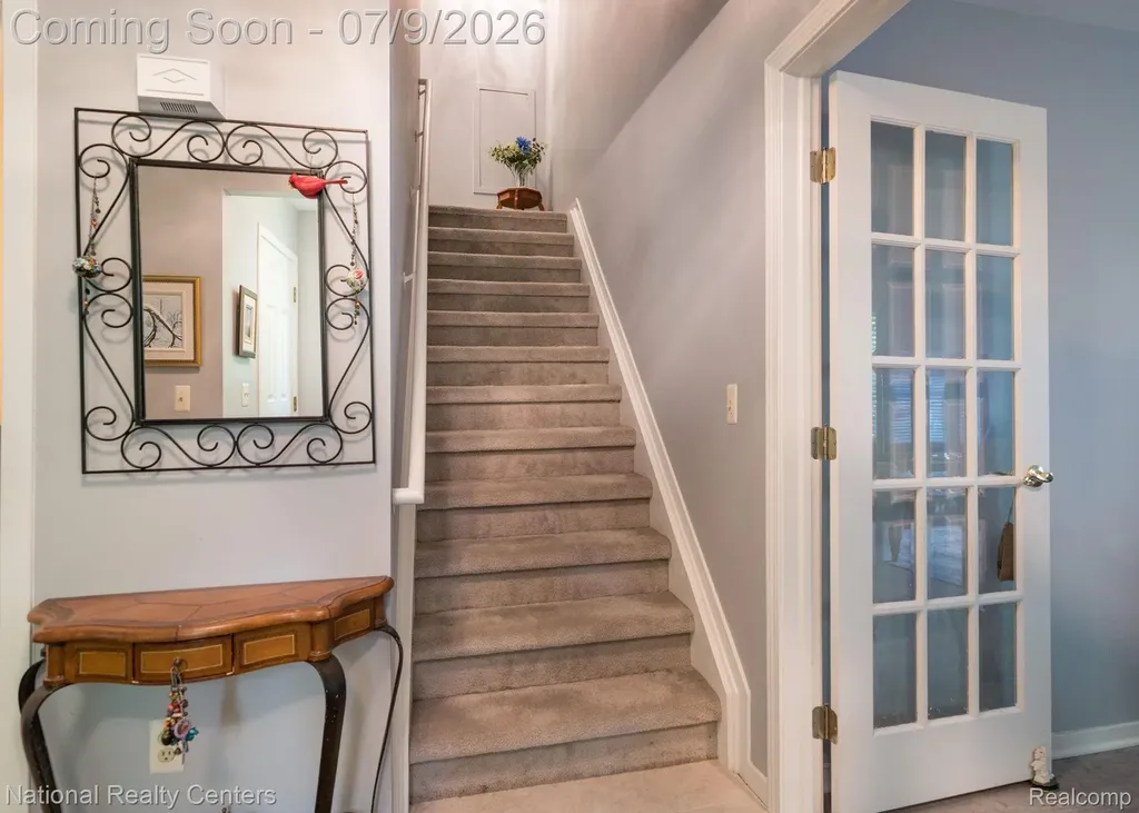 196 Barrington Circle Orion Charter Township MI 48360