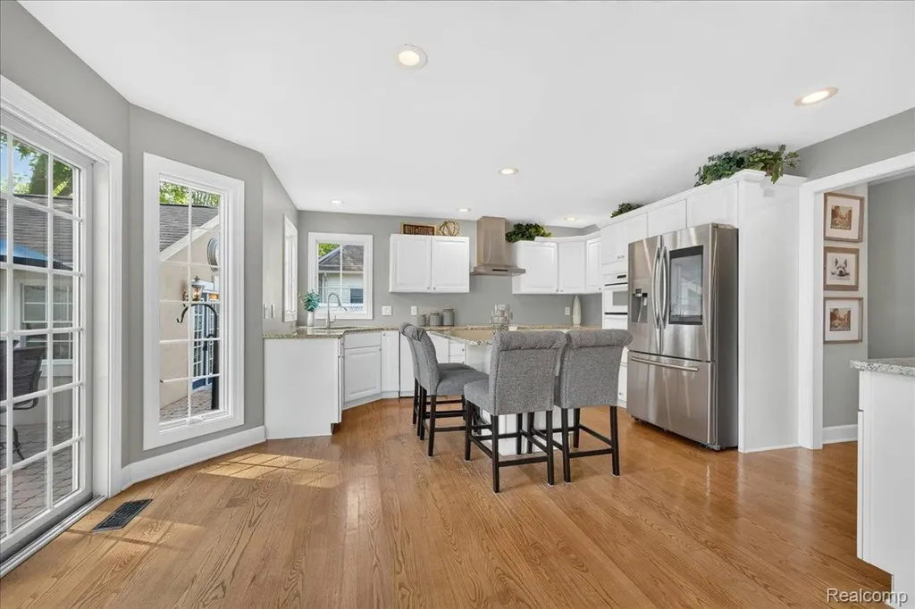 150 River Park Place Dundee Village MI 48131