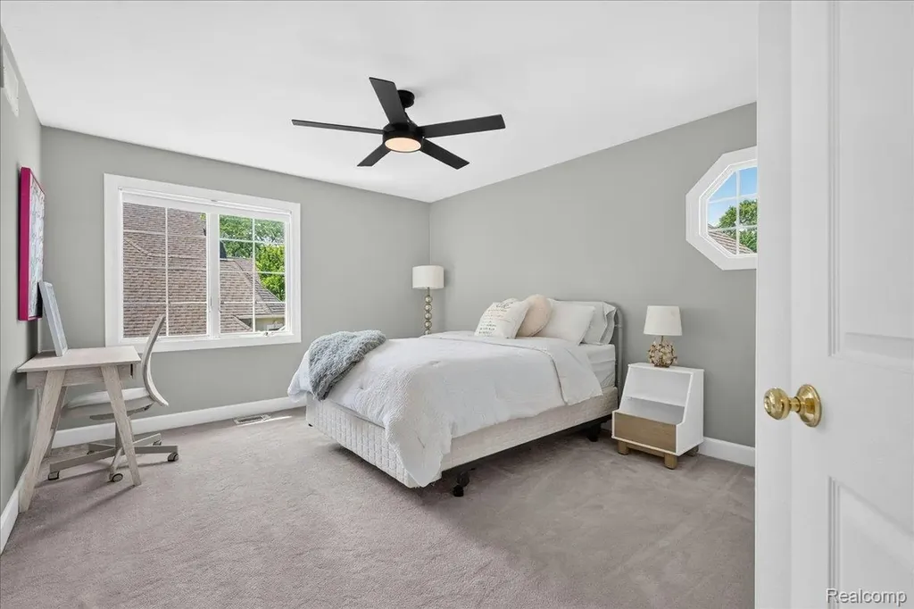150 River Park Place Dundee Village MI 48131