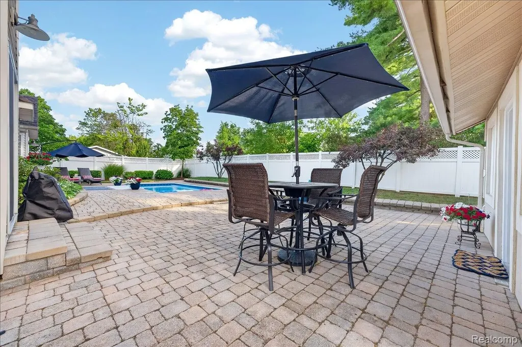 150 River Park Place Dundee Village MI 48131