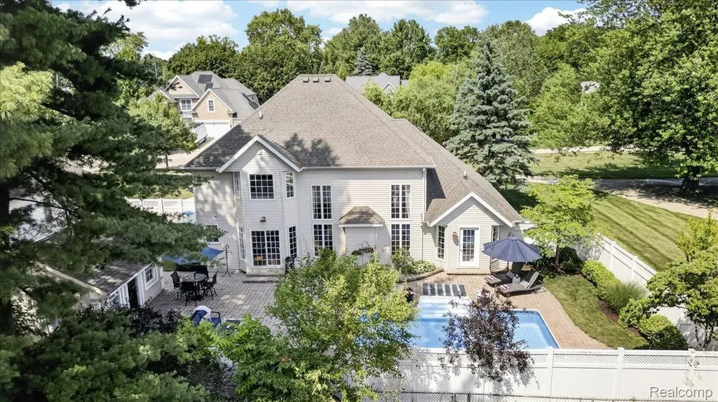 150 River Park Place Dundee Village MI 48131