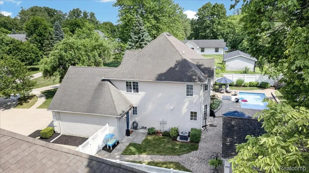 150 River Park Place Dundee Village MI 48131