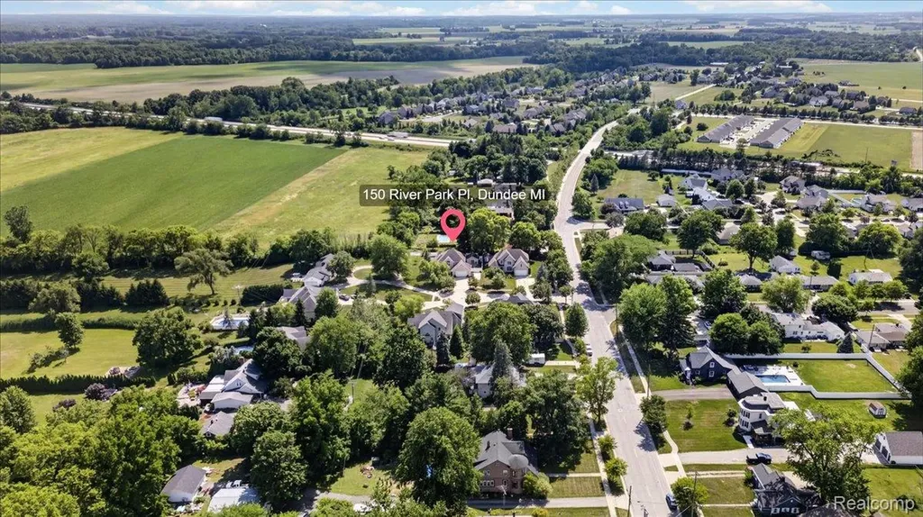 150 River Park Place Dundee Village MI 48131