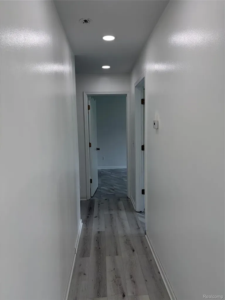 38763 Windmill Pointe N Clinton Charter Township MI 48038