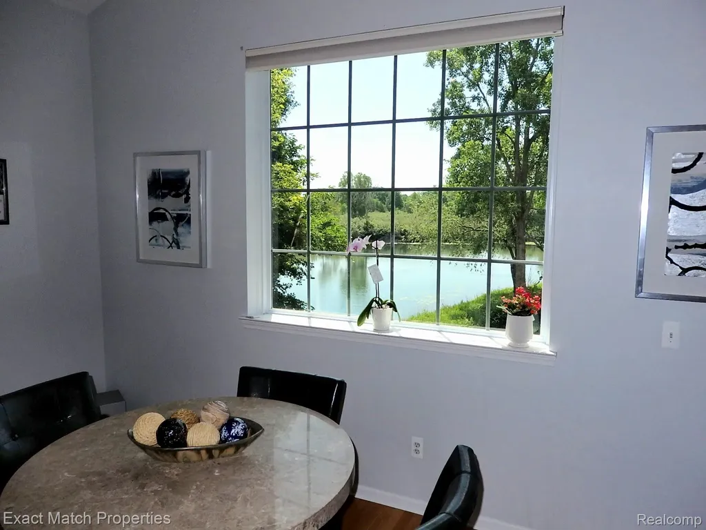 971 Sloane Court White Lake Charter Township MI 48386