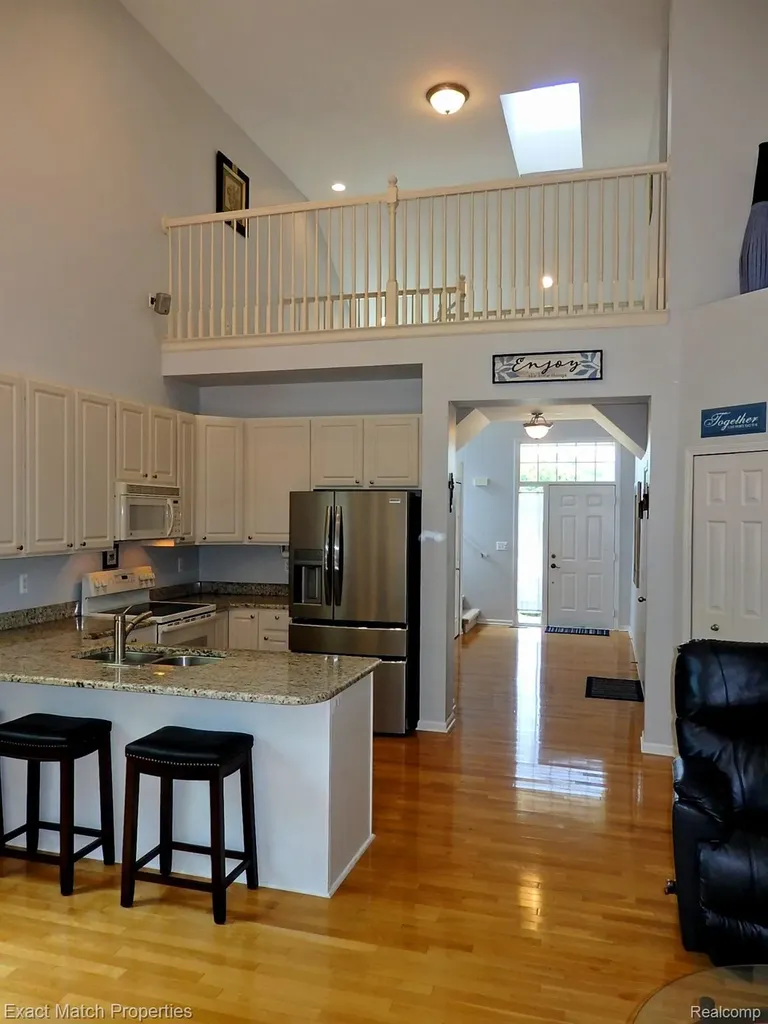 971 Sloane Court White Lake Charter Township MI 48386