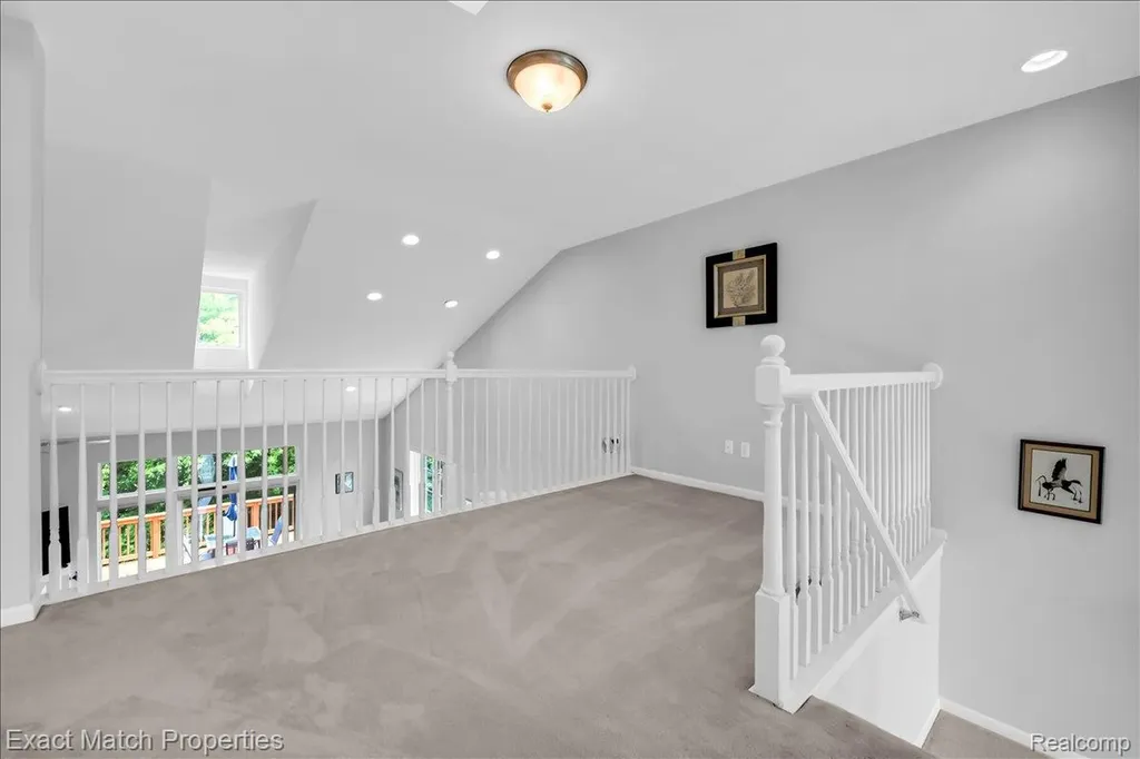 971 Sloane Court White Lake Charter Township MI 48386