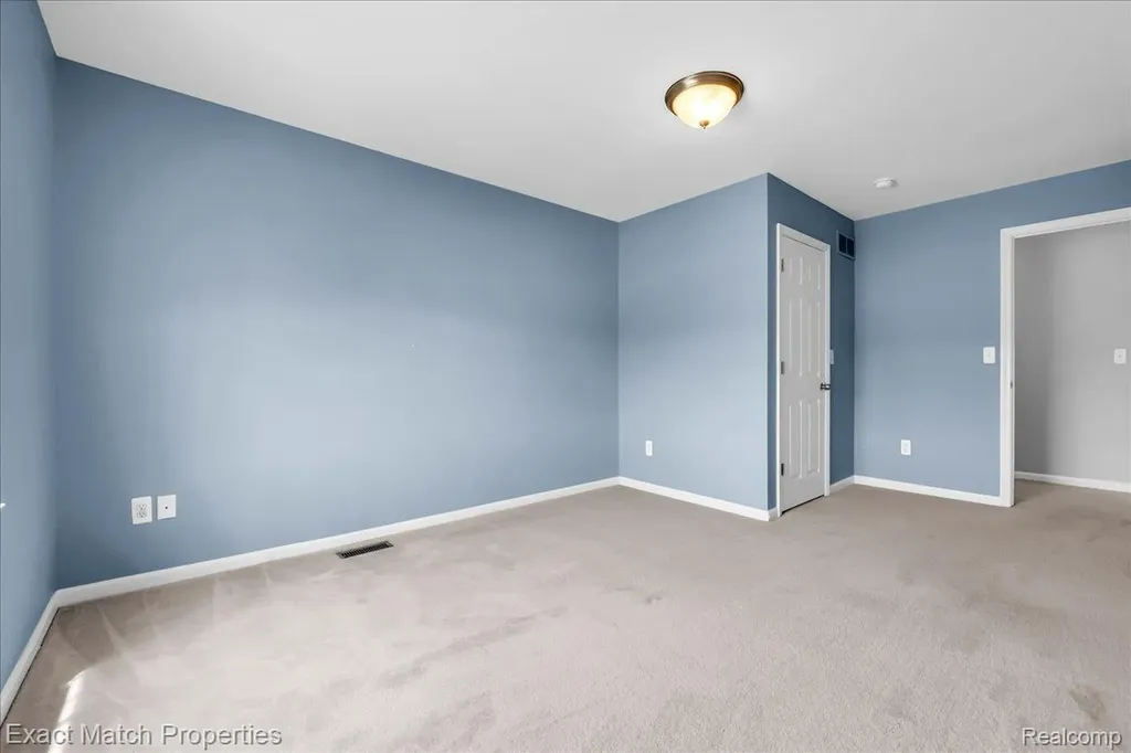 971 Sloane Court White Lake Charter Township MI 48386