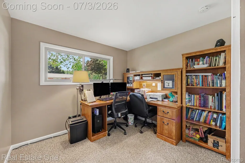 400 Juliet Drive Almont Village MI 48003