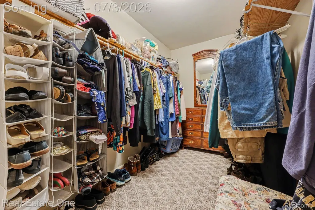 400 Juliet Drive Almont Village MI 48003