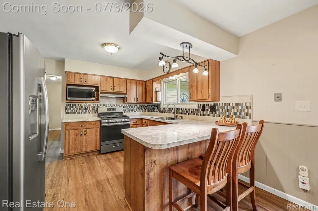 400 Juliet Drive Almont Village MI 48003
