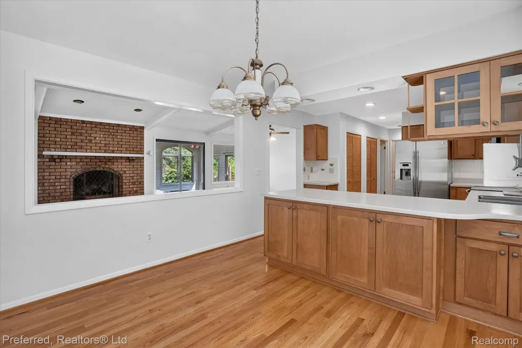 5524 Lawrence Court Hamburg Township MI 48169