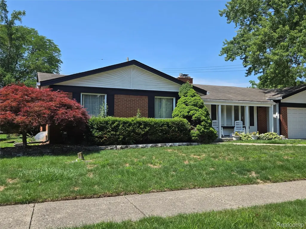 28627 Fargo Street Livonia City MI 48152
