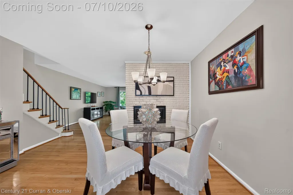 1102 Hillpointe Circle Bloomfield Hills City MI 48304