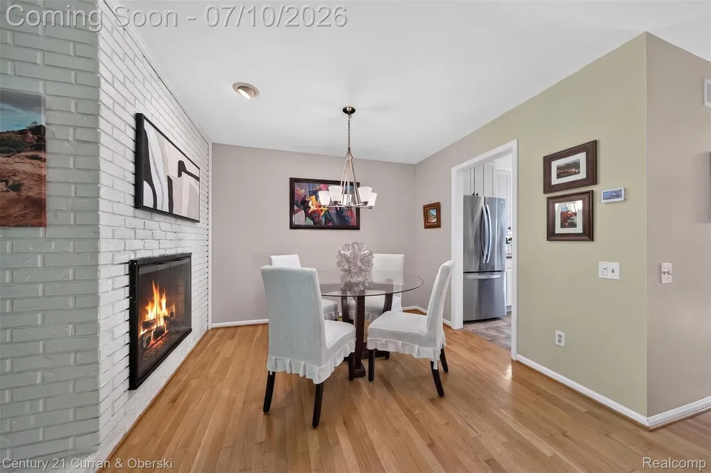 1102 Hillpointe Circle Bloomfield Hills City MI 48304