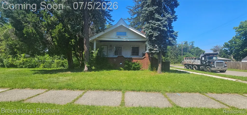 15775 Archdale Street Detroit City MI 48227