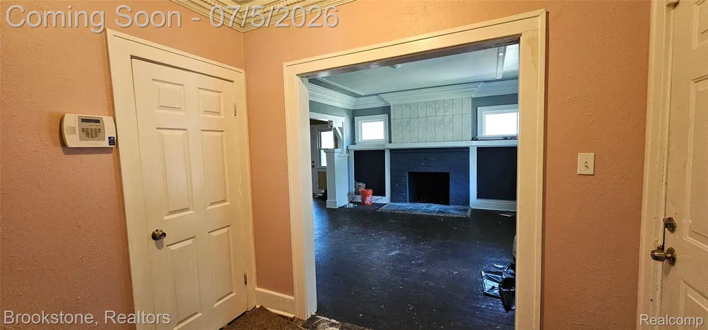 15775 Archdale Street Detroit City MI 48227