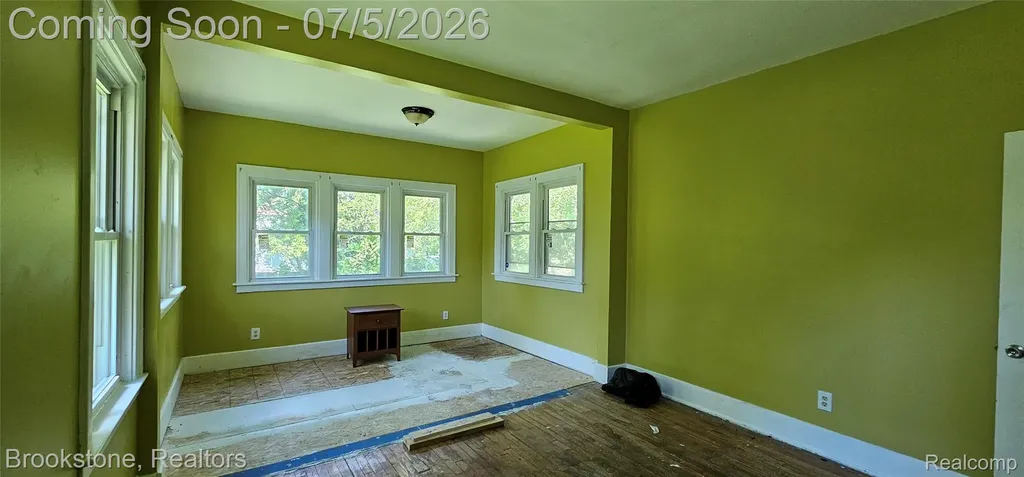 15775 Archdale Street Detroit City MI 48227