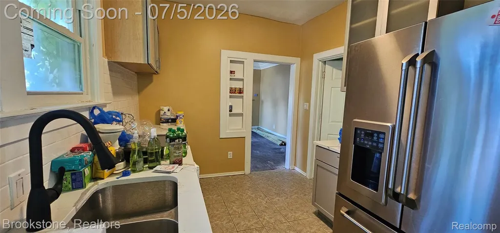 15775 Archdale Street Detroit City MI 48227