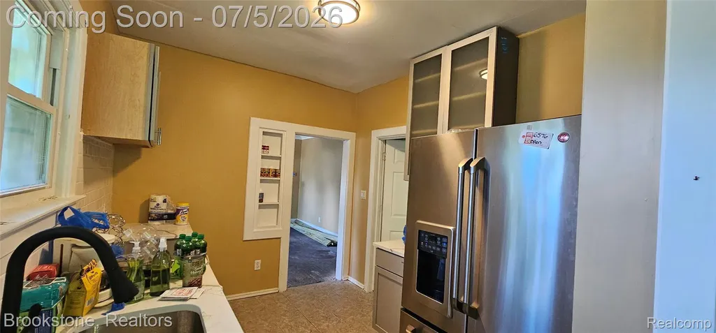 15775 Archdale Street Detroit City MI 48227