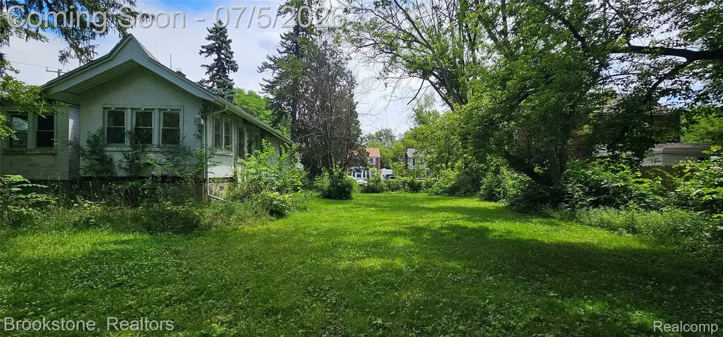 15775 Archdale Street Detroit City MI 48227