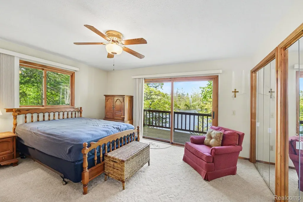 9516 E Gaylanta Drive Vienna Township MI 49709