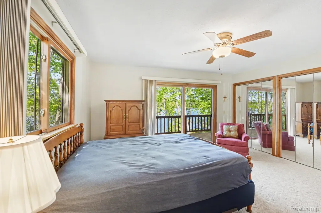 9516 E Gaylanta Drive Vienna Township MI 49709