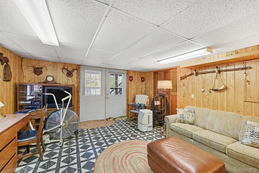 9516 E Gaylanta Drive Vienna Township MI 49709
