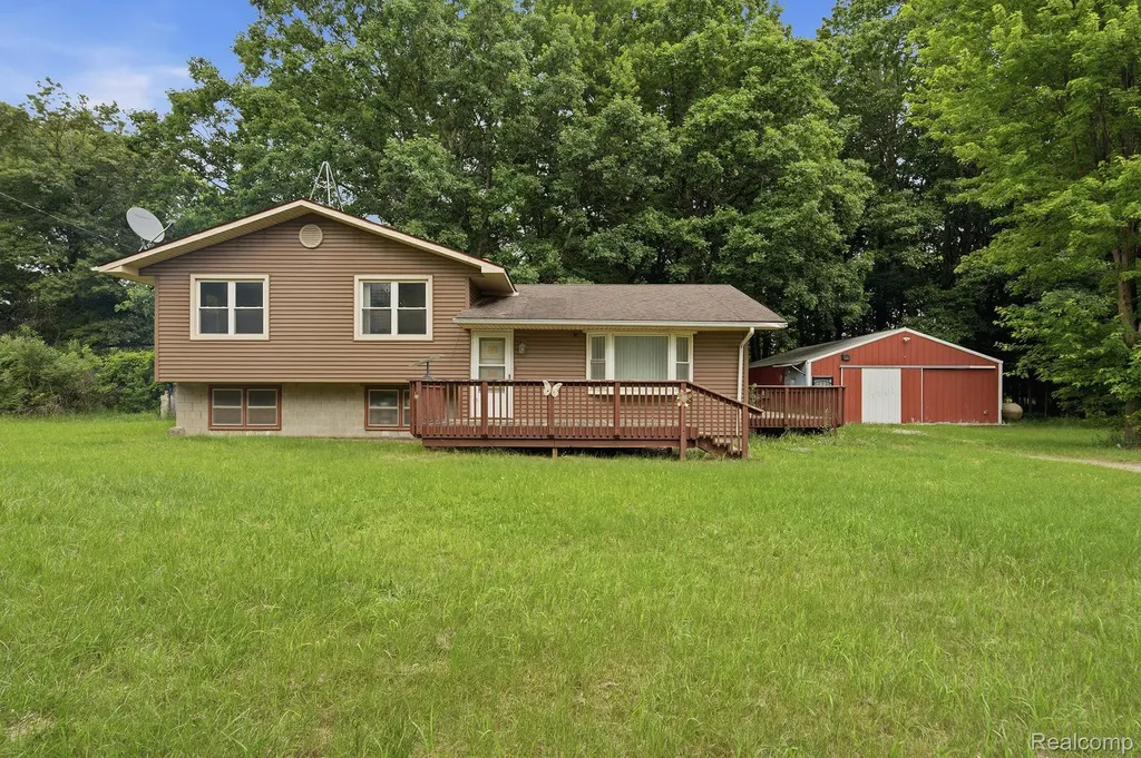4762 Lonsberry Road Deerfield Township MI 48421